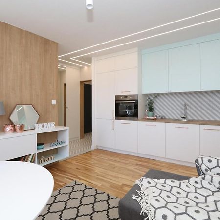 Romaszewskiego Zoliborz Bedroom Pokoj Metro Варшава Екстериор снимка