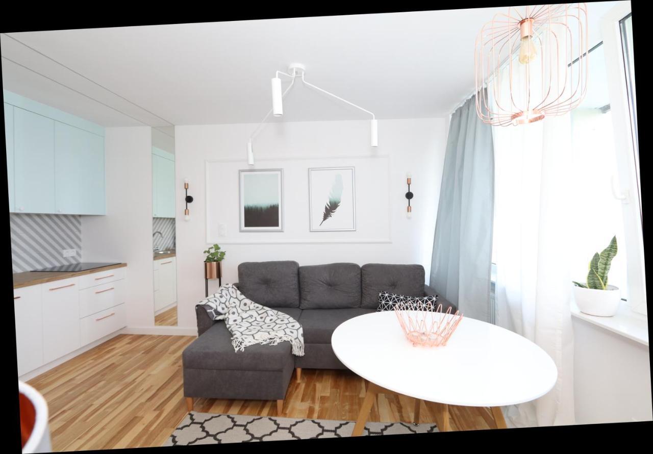 Romaszewskiego Zoliborz Bedroom Pokoj Metro Варшава Екстериор снимка