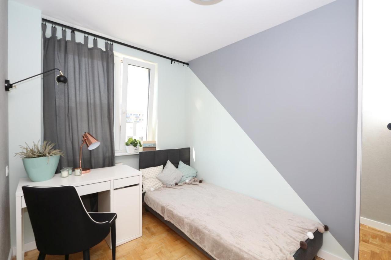 Romaszewskiego Zoliborz Bedroom Pokoj Metro Варшава Екстериор снимка