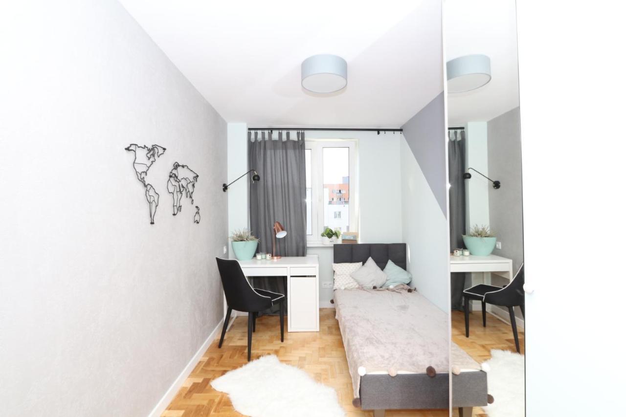 Romaszewskiego Zoliborz Bedroom Pokoj Metro Варшава Екстериор снимка